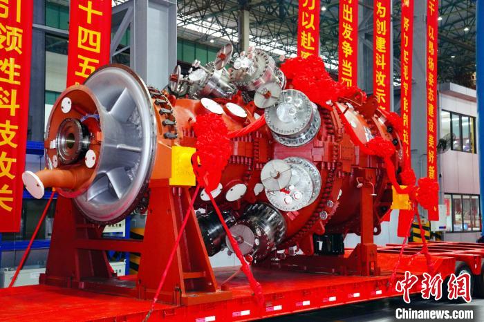 F級(jí)50MW重型燃機(jī)?！|方汽輪機(jī)有限公司供圖