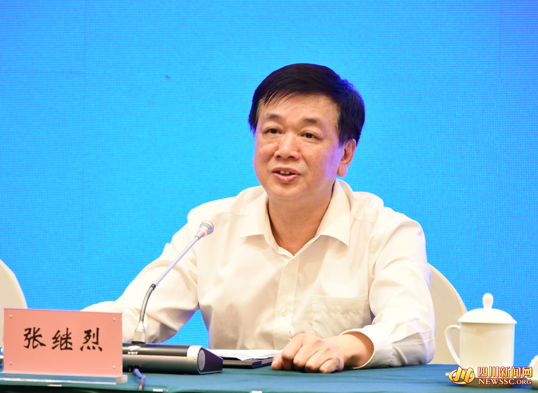 東方電氣集團副總經(jīng)理、黨組成員張繼烈_副本.jpg